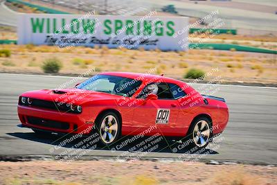 media/Oct-18-2025-Extreme Speed (Sat) [[d6d7e1fef1]]/Group 3 Purple/Session 2 (Turn 3)/